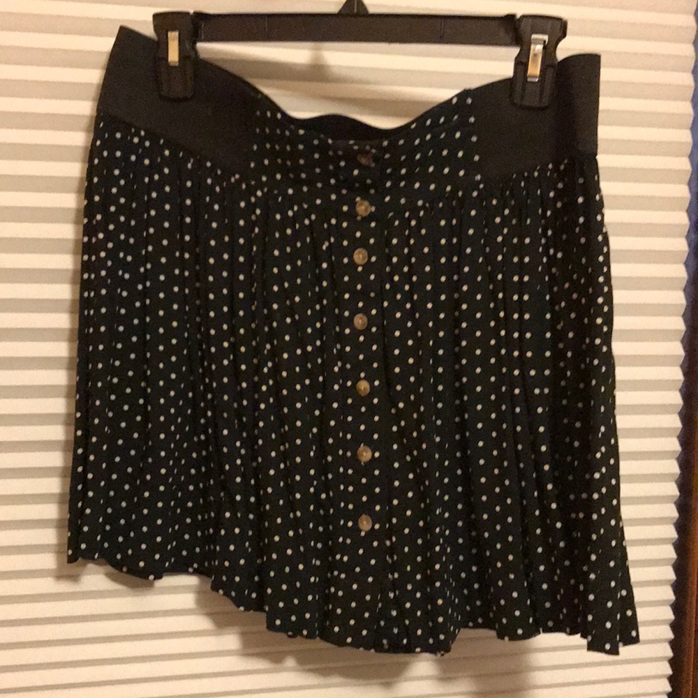 American eagle polka dot skirt
